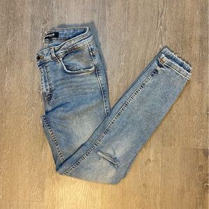 Zara Jeans